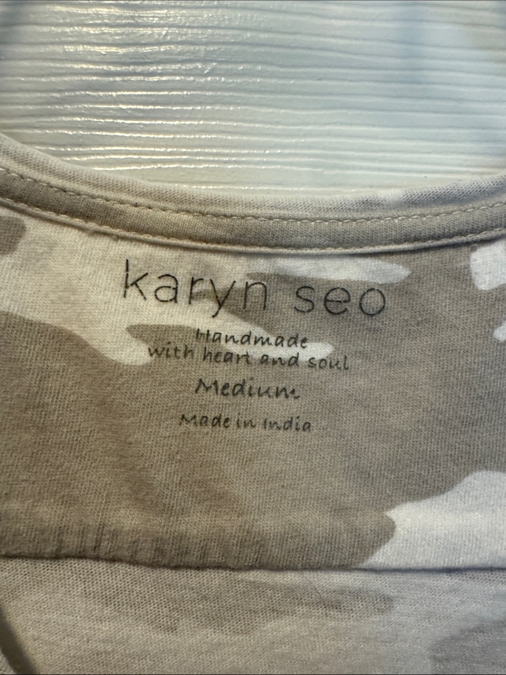 karyn seo Tunic - Picture 2 of 2